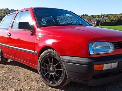 Usata VW Golf III 60 CV (44 kW) 1995 Rosso Utilitaria