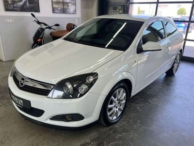 Opel Astra GTC