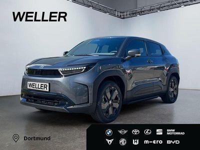 Neu Toyota Urban Cruiser Lounge 127 kW (174 PS) 2026 Grau SUV