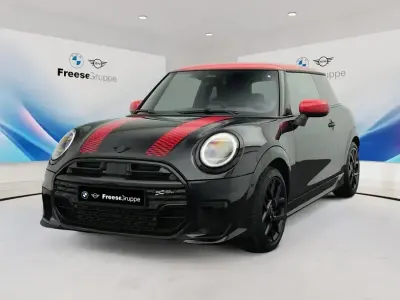 Usata Mini John Cooper Works 204 CV (150 kW) 2024 Nero Utilitaria