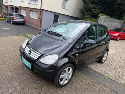 Używany Mercedes A190 Elegance 125 KM (91 kW) 2000 Szary Hatchback