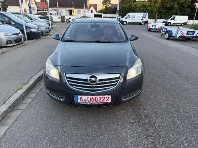 Gebraucht Opel Insignia Cosmo 160 PS (117 kW) 2009 Metro metallic Kombi