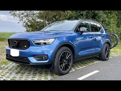 Second-hand Volvo XC40 R-Design 247 CP (181 kW) 2019 Albastru SUV