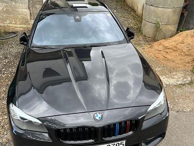 BMW M550