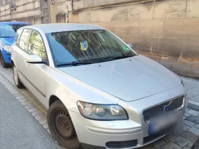 Gebraucht Volvo V50 140 PS (102 kW) 2004 Grau Kombi