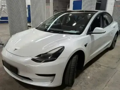 Occasion Tesla Model 3 Standard Range Plus 239 kW (325 PK) 2021 Wit Sedan