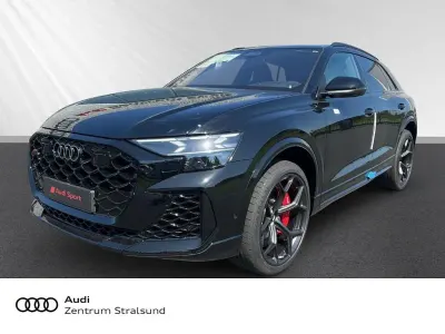 Neu Audi RS Q8 Performance 640 PS (470 kW) 2026 Schwarz SUV