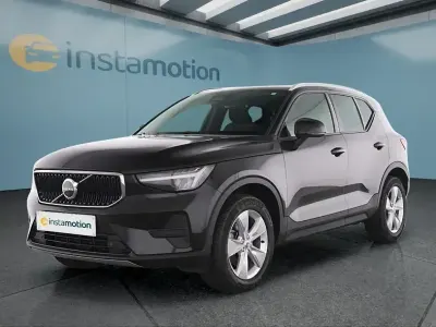 Używany Volvo XC40 Core 163 KM (119 kW) 2025 Czarny SUV