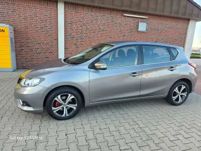 Gebraucht Nissan Pulsar Acenta 116 PS (85 kW) 2017 Grau Kleinwagen