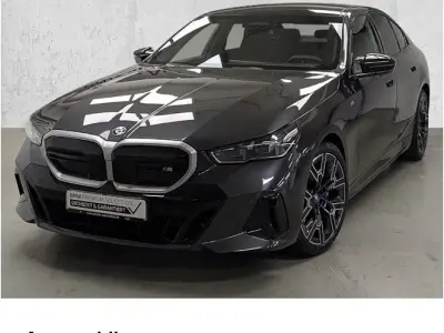 Usado BMW i5 Comfort Edition 442 kW (601 HP) 2024 Cinzento Sedan