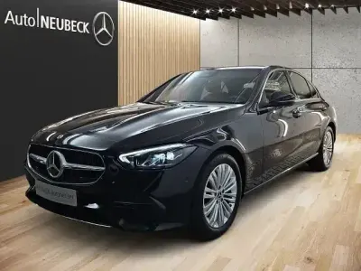 Gebraucht Mercedes C220 Avantgarde 205 PS (150 kW) 2025 Schwarz Limousine