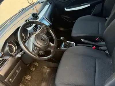 Gebraucht Suzuki Swift 92 PS (67 kW) 2019 Grau Kleinwagen