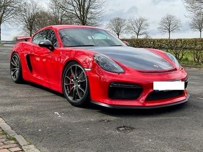 Porsche Cayman GT4