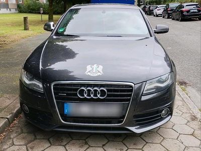 Schwarz Gebraucht 2013 Audi A4 Limousine | 11.000 € (Etwas zu teuer)