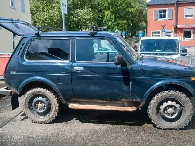 Usata Lada niva 83 CV (61 kW) 2013 SUV