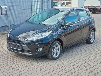 Second-hand Ford Fiesta Titanium 82 CP (60 kW) 2011 Negru Hatchback