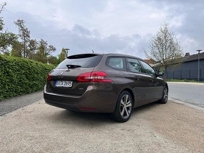 Gebraucht Peugeot 308 SW Allure 150 PS (110 kW) 2015 Braun Kombi