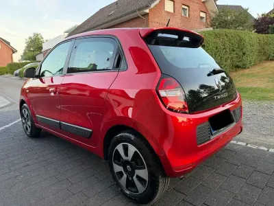 Gebraucht Renault Twingo 90 PS (66 kW) 2014 Rot Kleinwagen