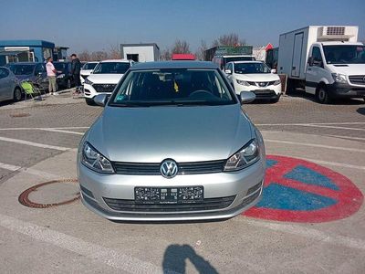 Gebraucht VW Golf VII LOUNGE 110 PS (80 kW) 2016 Silber Limousine