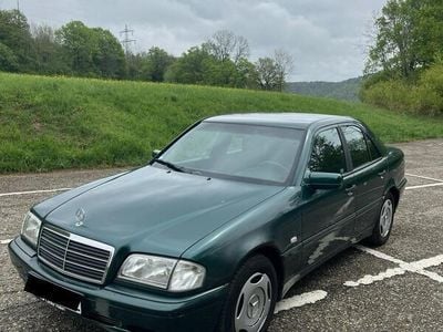 Mercedes C180