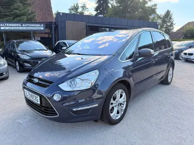 Gebraucht Ford S-MAX Titanium 140 PS (102 kW) 2013 Grau Van / Kleinbus
