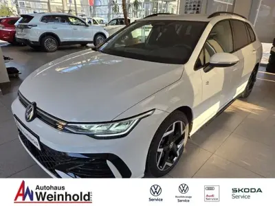 Neu VW Golf VIII R-line 150 PS (110 kW) 2026 Weiß Kombi