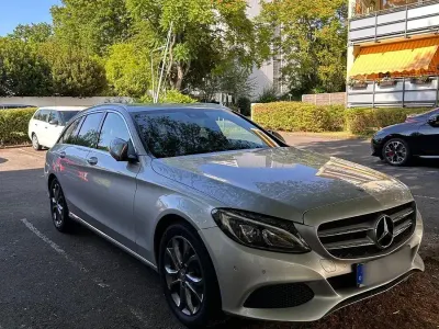 Gebraucht Mercedes C220 Avantgarde 170 PS (125 kW) 2015 Silber Kombi