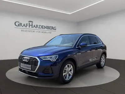 Gebraucht Audi Q3 Business 190 PS (139 kW) 2024 Blau SUV