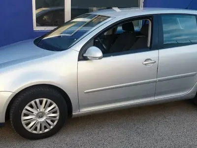 Gebraucht VW Golf VI 102 PS (75 kW) 2008 Silber Kleinwagen