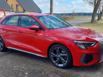 Gebraucht Audi A3 S-Line 116 PS (85 kW) 2020 Rot Limousine