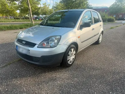 Gebraucht Ford Fiesta 80 PS (58 kW) 2006 Silber Kleinwagen