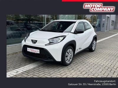 Gebraucht Toyota Aygo X Play 72 PS (52 kW) 2025 Weiß SUV