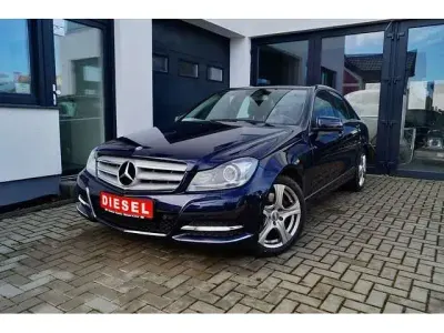 Gebraucht Mercedes C300 231 PS (169 kW) 2012 Blau Limousine