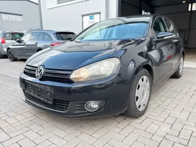 Second-hand VW Golf VI 105 CP (77 kW) 2011 Negru Hatchback