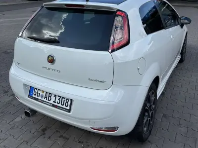Gebraucht Fiat Punto Evo S 105 PS (77 kW) 2014 Weiß Kleinwagen