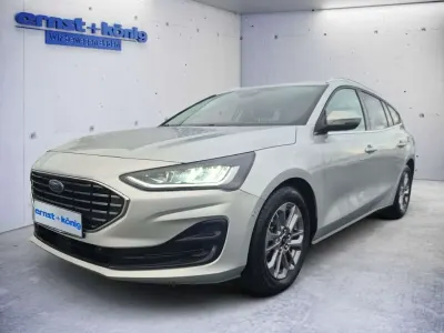 Gebraucht Ford Focus 116 PS (85 kW) 2024 Moondust silver (metallic) Kombi