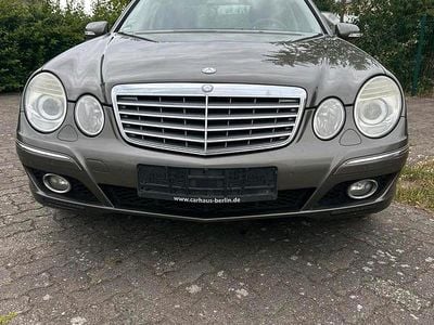 Mercedes E220
