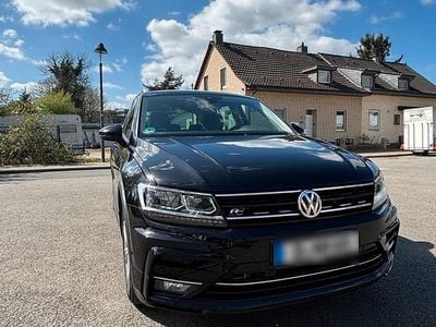 Gebraucht VW Tiguan R-line 190 PS (139 kW) 2020 Schwarz SUV