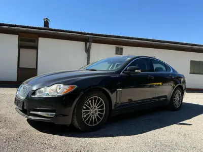 Gebraucht Jaguar XF Premium Luxury 207 PS (152 kW) 2008 Schwarz Limousine