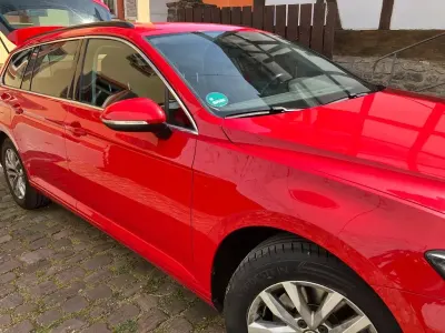 Begagnad VW Passat Business 150 HK (110 kW) 2020 Röd Sedan