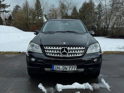 Gebraucht Mercedes ML280 197 PS (144 kW) 2008 Schwarz SUV