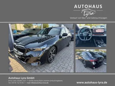 Gebraucht BMW 520 M Sport 197 PS (144 kW) 2025 Schwarz Limousine