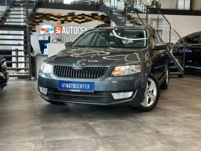 Gebraucht Skoda Octavia 150 PS (110 kW) 2017 Silber (metallic) Kombi