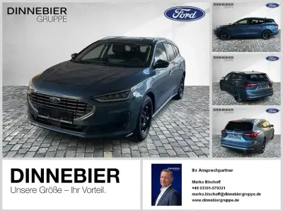 Neu Ford Focus Titanium 155 PS (114 kW) 2025 Blau Limousine
