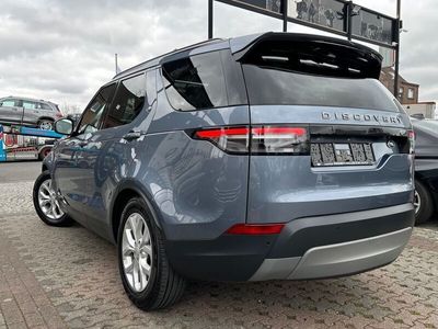 Land Rover Discovery 5
