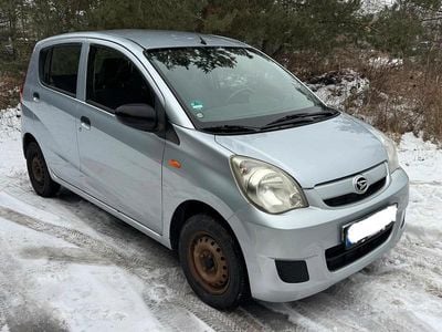 Silber Gebraucht 2010 Daihatsu Cuore Kleinwagen | 1.450 € (Fairer Preis)