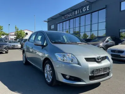 Brugt Toyota Auris Life 132 HK (97 kW) 2010 Sølv Hatchback
