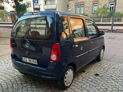 Gebraucht Opel Agila 75 PS (55 kW) 2004 Blau Van / Kleinbus