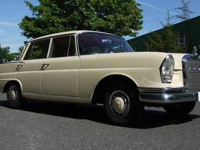 Gebraucht Mercedes 220 110 PS (80 kW) 1962 Other Limousine