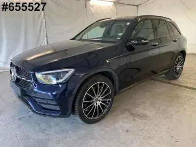 Gebraucht Mercedes GLC300e AMG line 306 PS (225 kW) 2020 Cavansitblau  metalliclack SUV